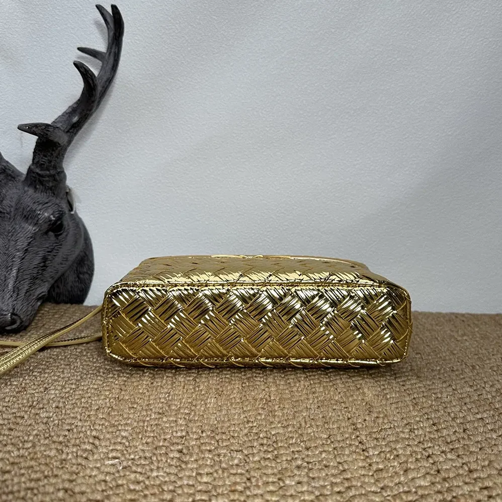 Bottega Veneta Bang Bang for Women in Gold Bottega Veneta Bang Bang for Women in Gold