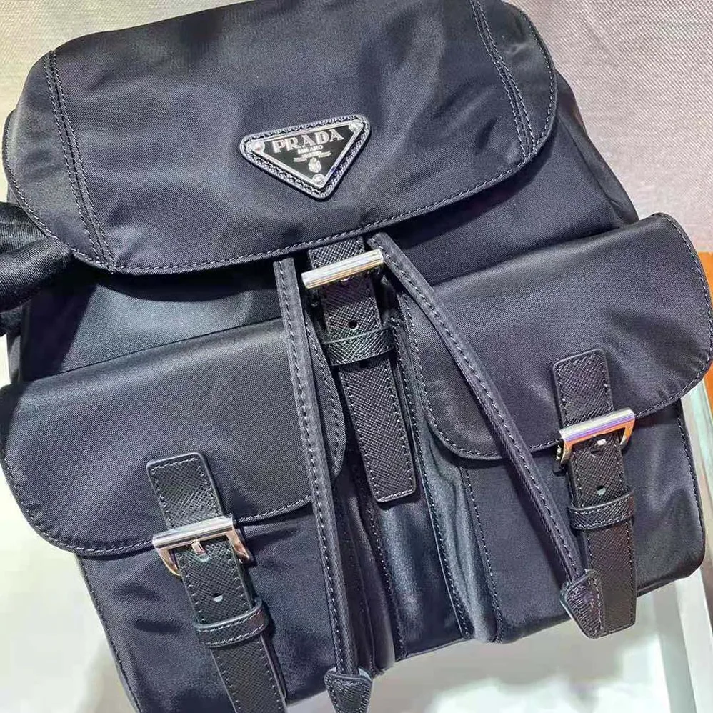 Prada Small Re-Nylon Backpack for Women in Black Prada Small Re-Nylon Backpack for Women in Black