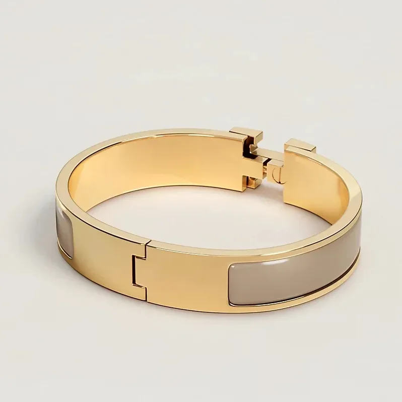 Hermes Clic H Bracelet Marron Glace Gold Hardware 19PM