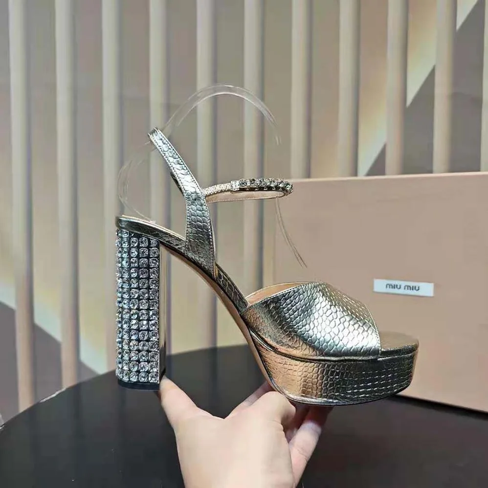 Miu Miu Lizard-print Leather Platform Sandals for Women in Gold Miu Miu Lizard-print Leather Platform Sandals for Women in Gold