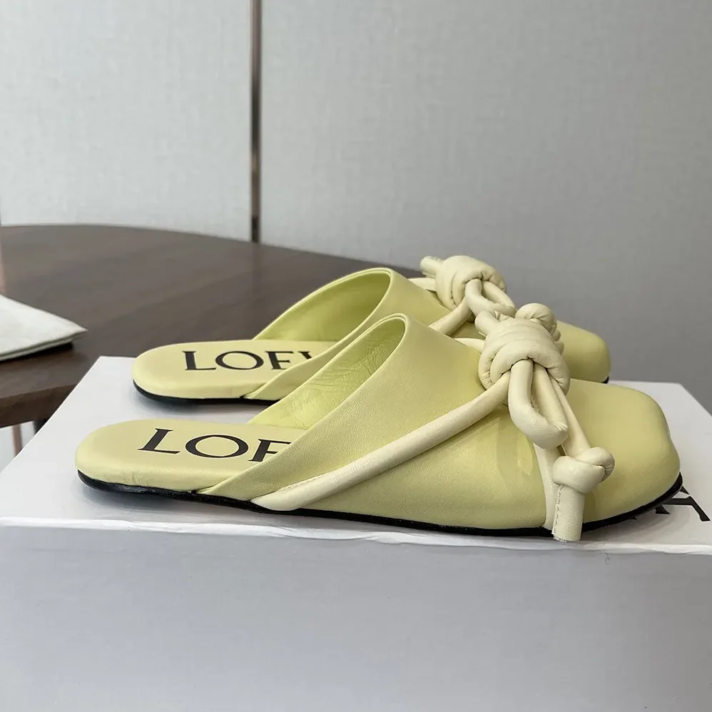 Loewe Flamenco Knot Mule in Lambskin for Women in Yellow Loewe Flamenco Knot Mule in Lambskin for Women in Yellow