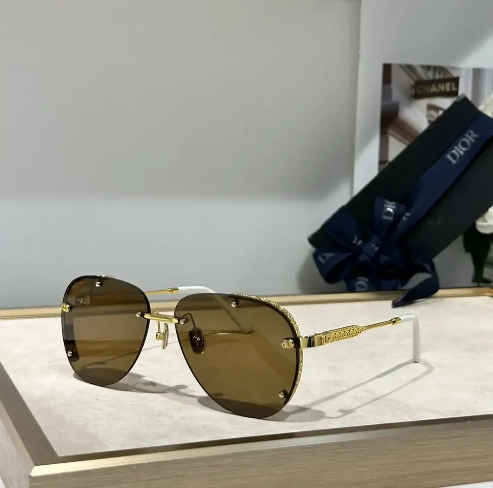 Dior NeoDior A1U Gold Mirrored Aviator Sunglasses for Unisex