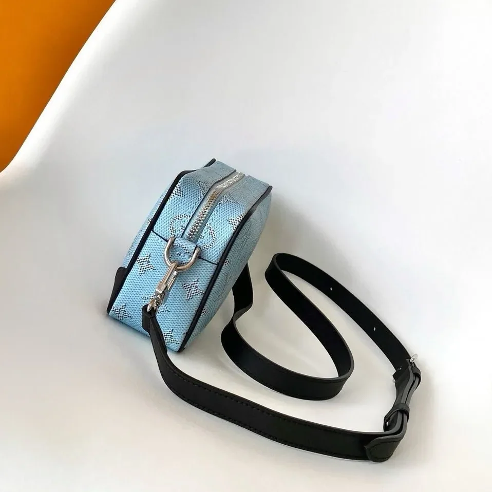 Louis Vuitton Trocadéro Wearable Wallet Blue /