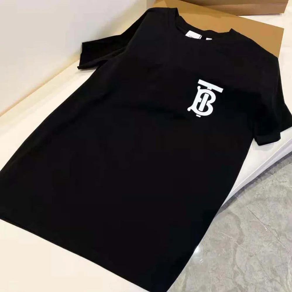 Burberry Monogram Motif Cotton Oversized T-shirt for Women in Black Burberry Monogram Motif Cotton Oversized T-shirt for Women in Black