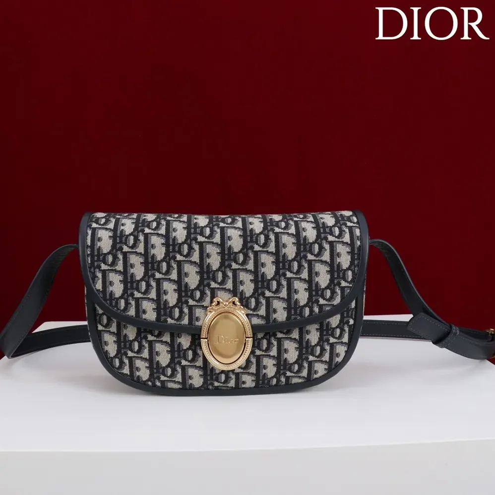 Dior Medium Dior Médaillon Flap Bag Blue Dior Oblique Jacquard for Women