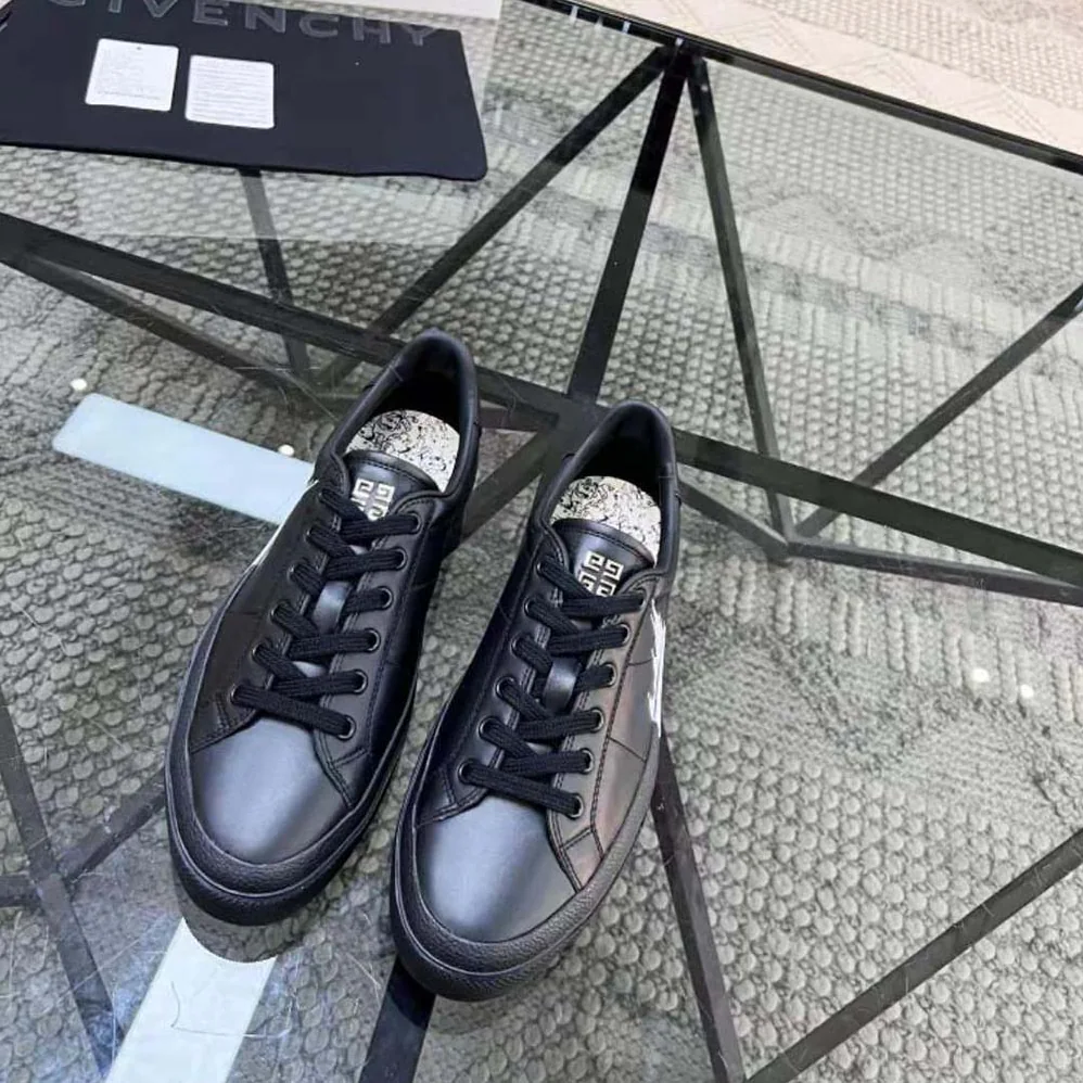 Givenchy City Sport Disney Castle Sneakers in Leather for Men in Black Givenchy City Sport Disney Castle Sneakers in Leather for Men in Black