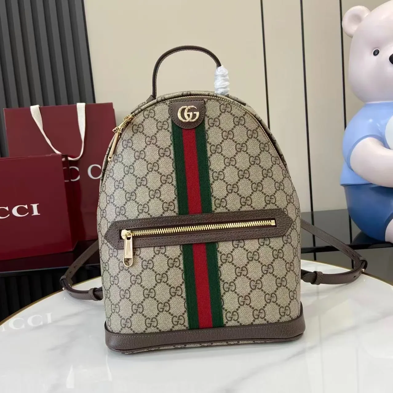 Gucci Ophidia Small Backpack / Beige/ Dark Brown Gold Hardware Gucci Ophidia Small Backpack / Beige/ Dark Brown Gold Hardware