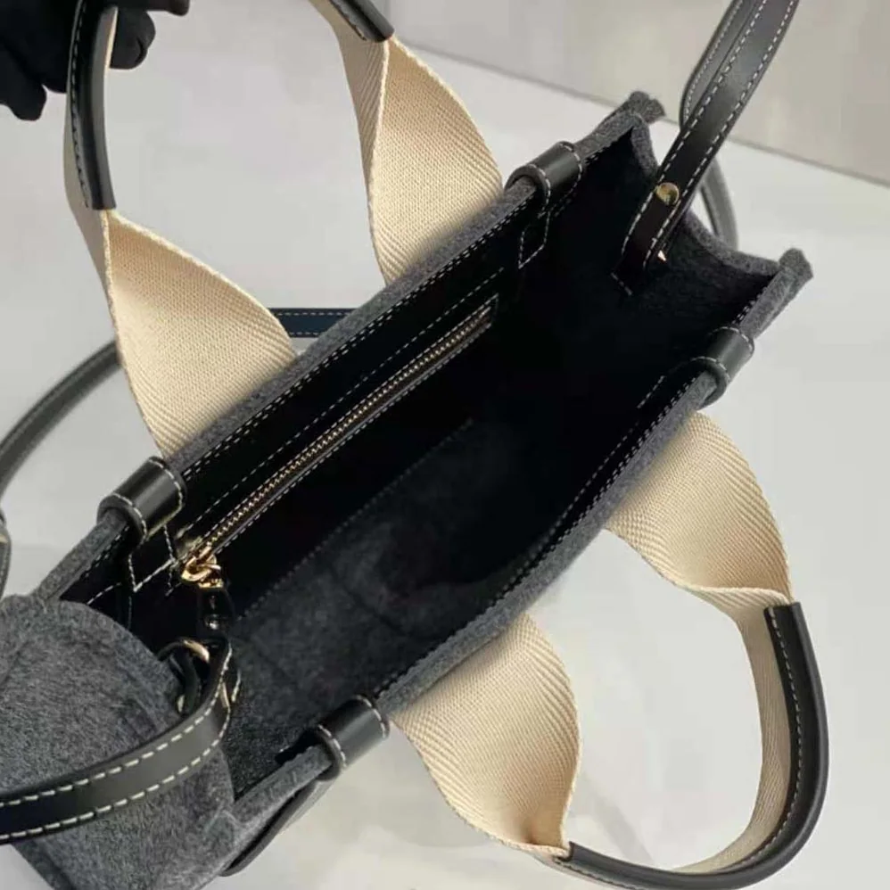 Chloe Small Woody Tote Bag with Strap for Women in Gray