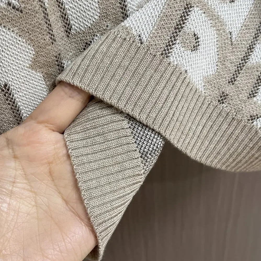 Dior Oblique T-Shirt Regular Fit Beige Cotton-Wool for Men in Silk Jacquard Dior Oblique T-Shirt Regular Fit Beige Cotton-Wool for Men in Silk Jacquard