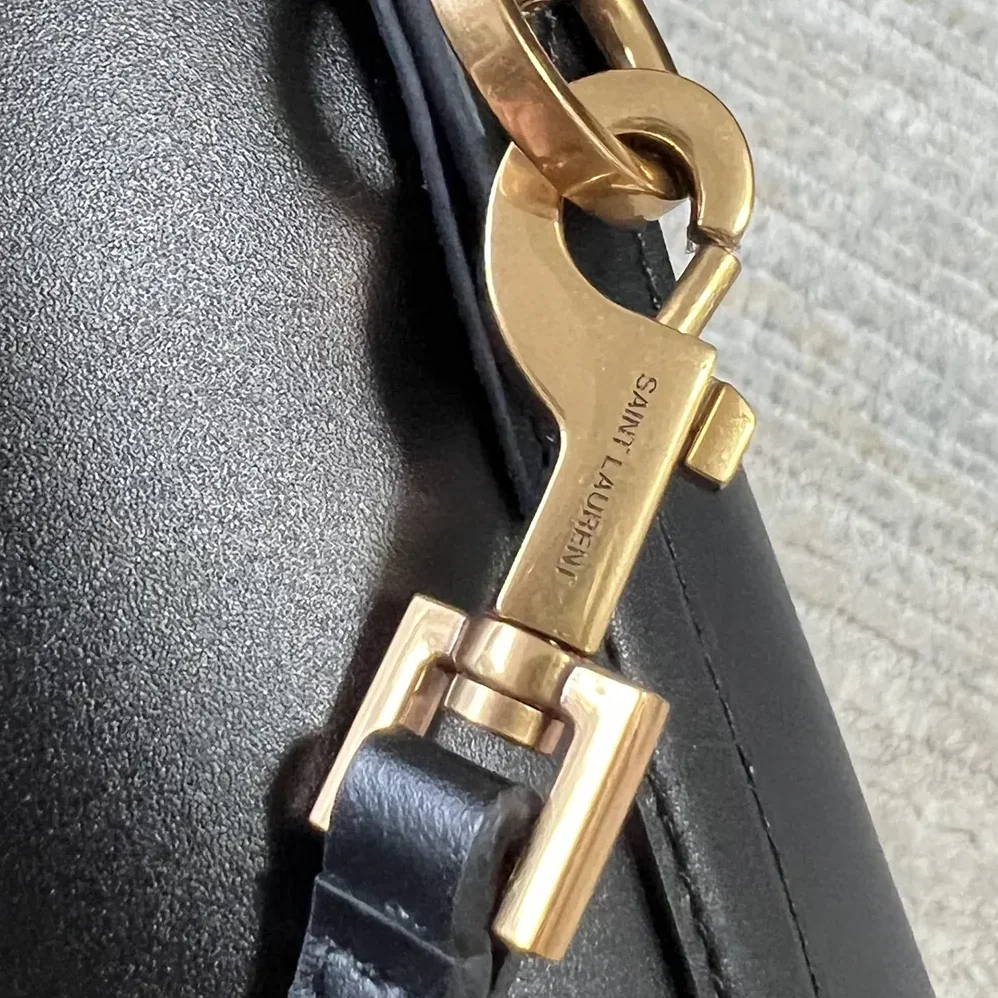 Saint Laurent YSL Le 37 Mini in Shiny Leather for Women in Black