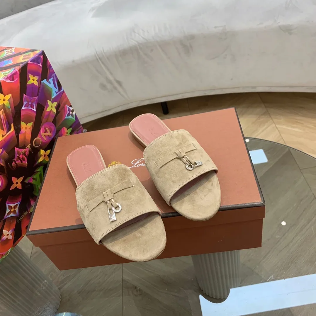 Loro Piana Summer Charms Sandal Egyptian Rock - FAI5580 D02I Loro Piana Summer Charms Sandal Egyptian Rock - FAI5580 D02I