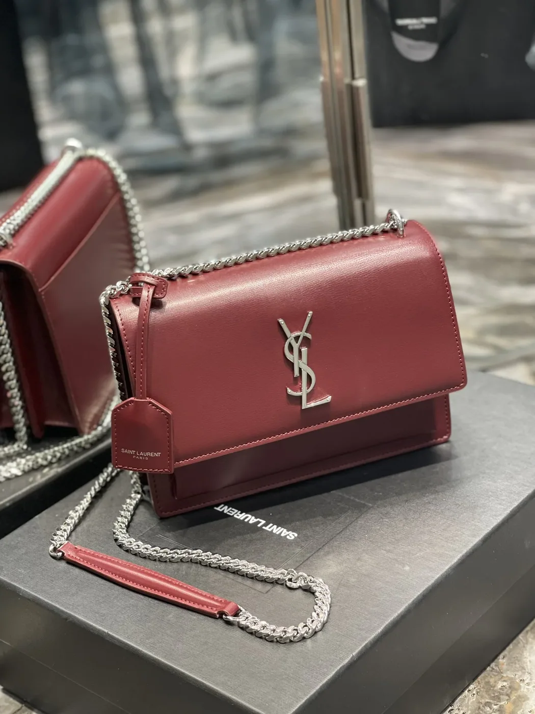 Saint Laurent Sunset Medium Chain Bag Red / Saint Laurent Sunset Medium Chain Bag Red /