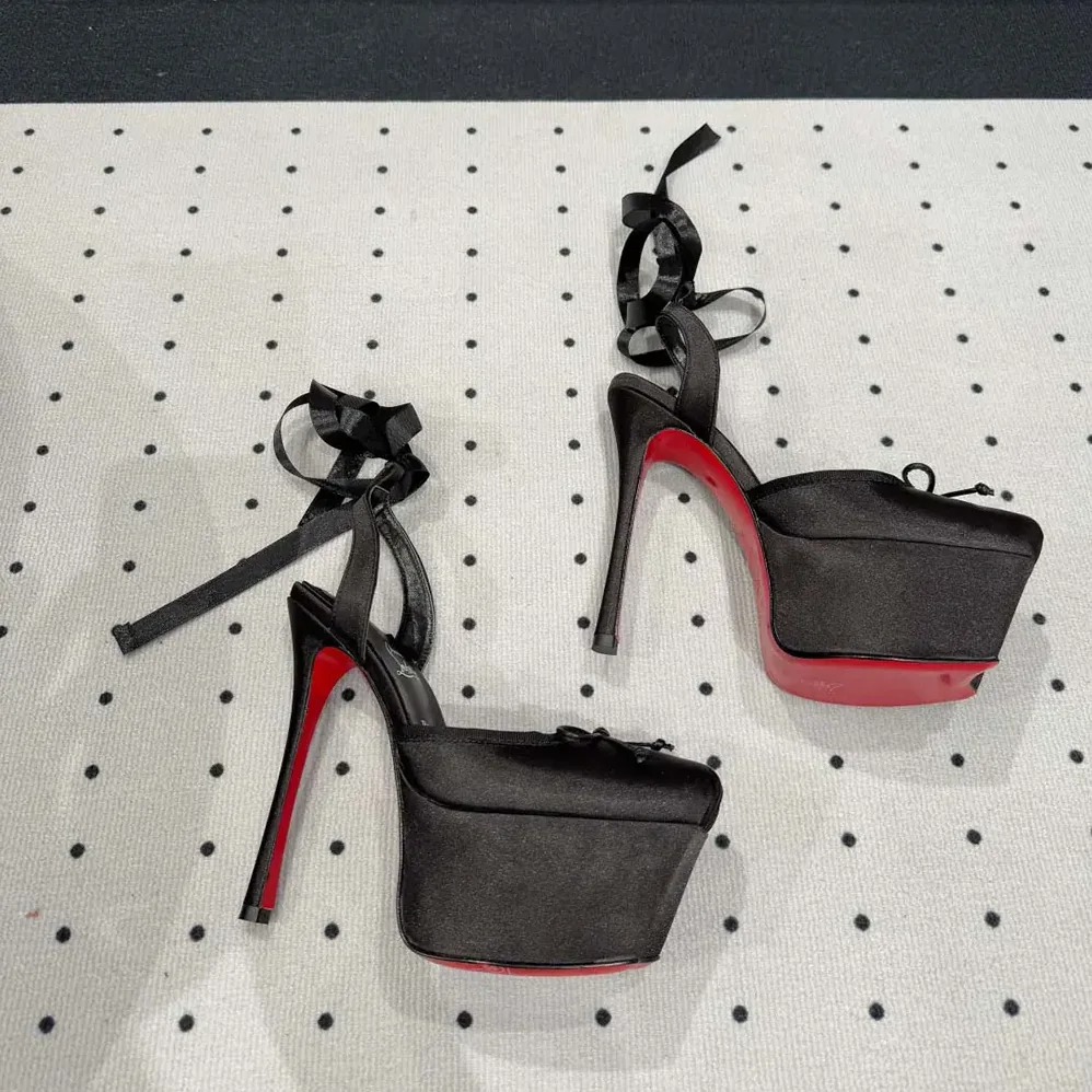 Christian Louboutin Cassia Lace Up Alta 160 mm Strappy Pumps for Women in Black