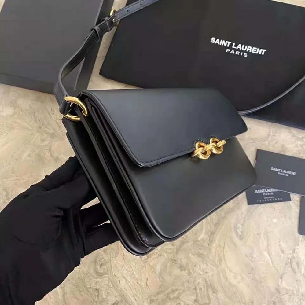 Saint Laurent YSL LE Maillon Satchel in Smooth Leather for Women in Black Saint Laurent YSL LE Maillon Satchel in Smooth Leather for Women in Black