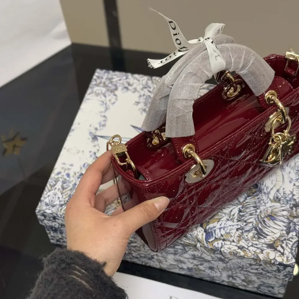 Dior Small Lady D-Joy Bag Cherry Red Patent Cannage Calfskin for Women Dior Small Lady D-Joy Bag Cherry Red Patent Cannage Calfskin for Women