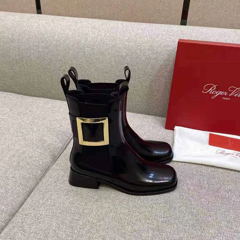 Roger Vivier Tres Vivier Metal Buckle Chelsea Booties in Leather for Women