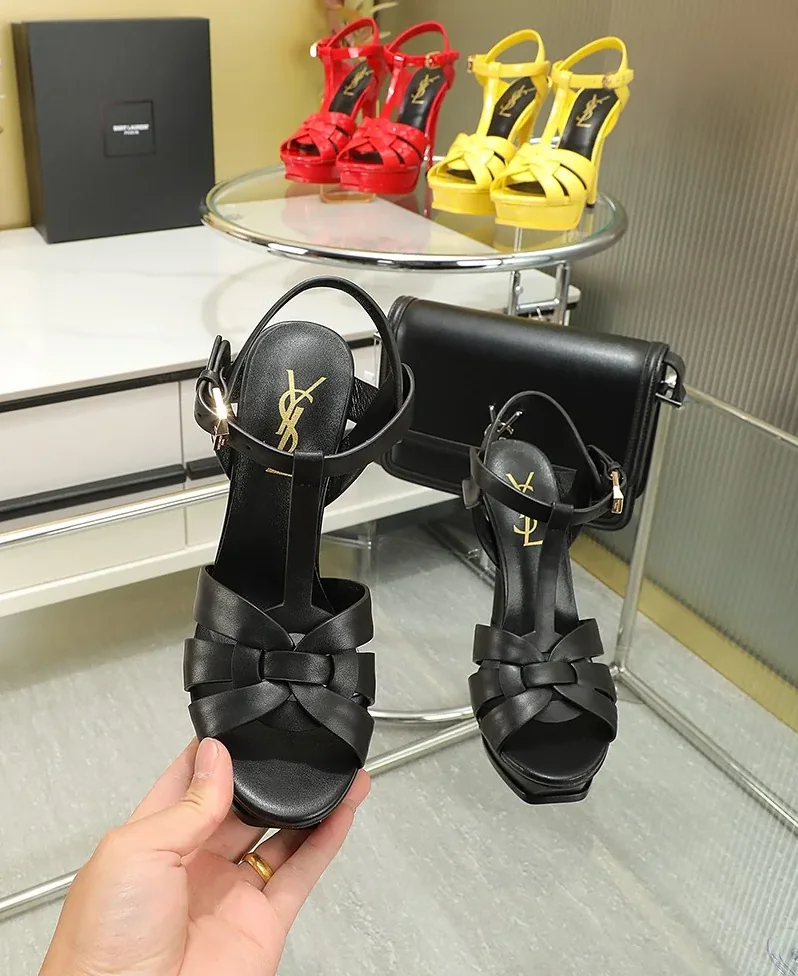Saint Laurent Tribute Platform Sandals In Smooth Black