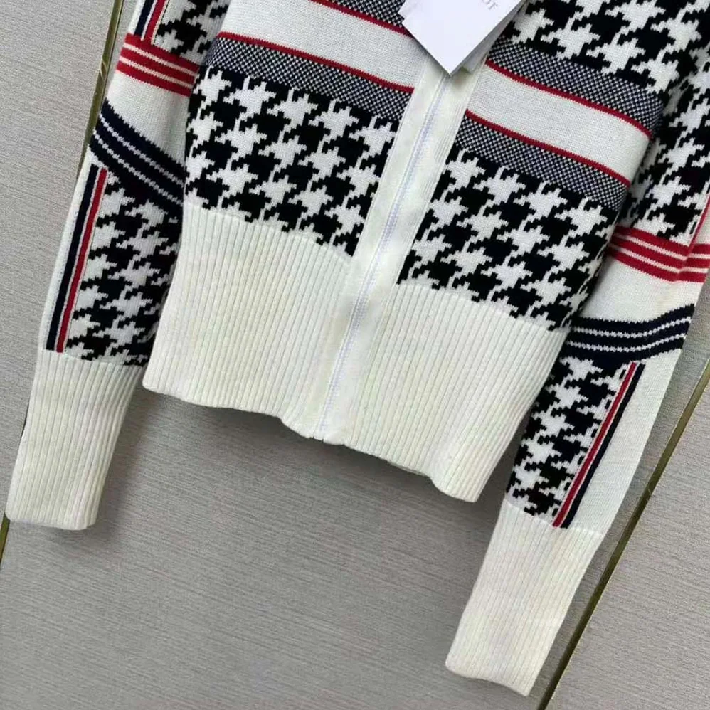 Dior Dioralps Short Cardigan Black and White Houndstooth Wool and Cashmere Knit with Three for Women in Tone Dior Star
