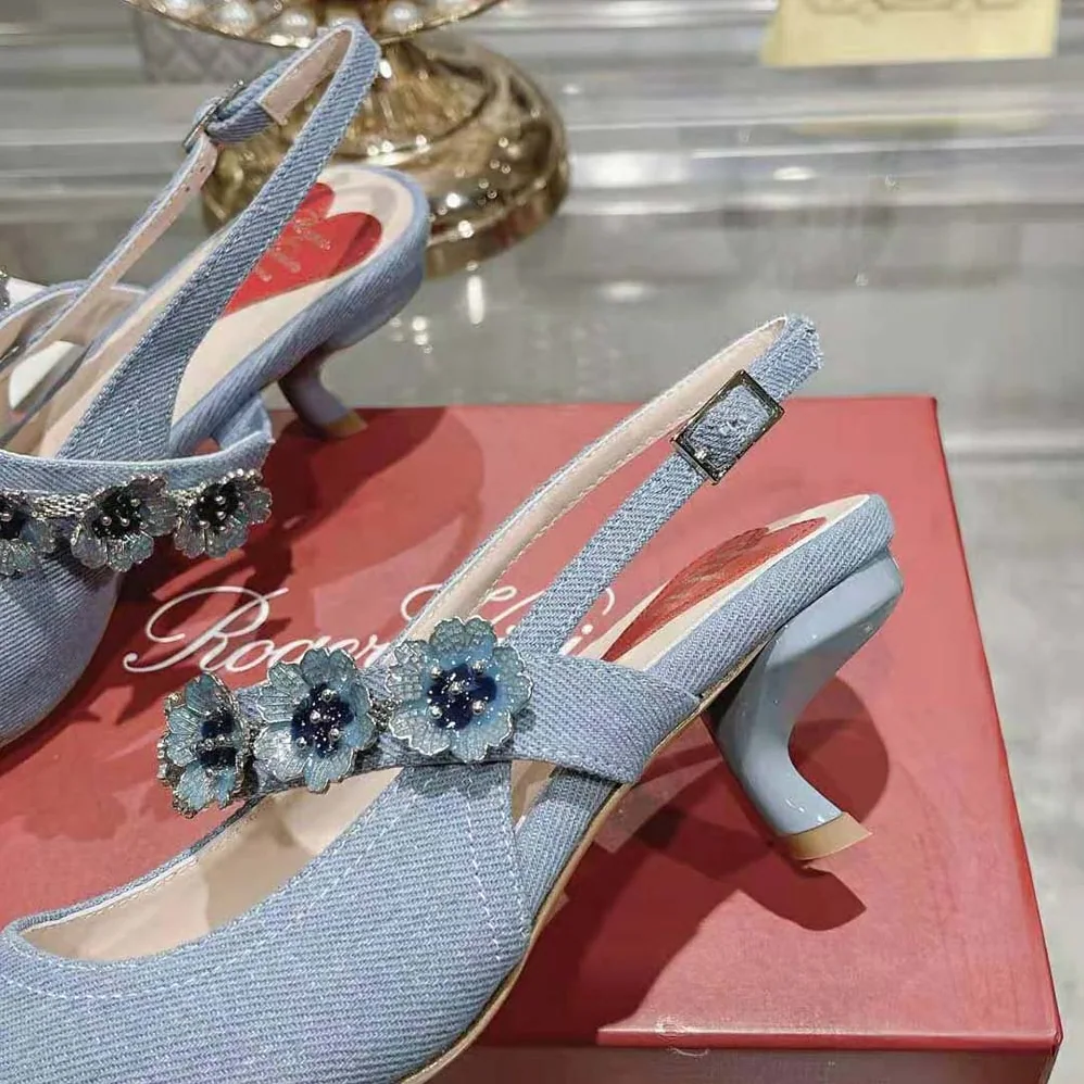 Roger Vivier Virgule Flower Slingback Pumps in Denim for Women