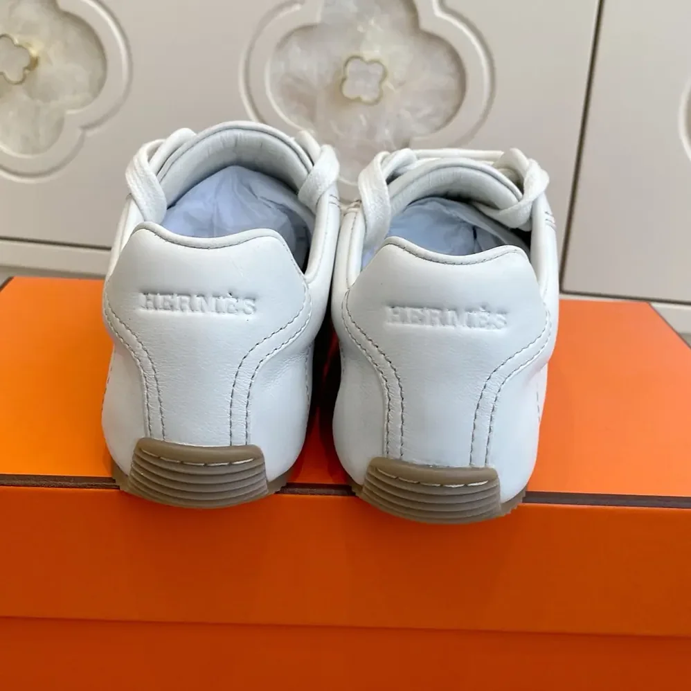 Hermes Master sneaker in Supple Calfskin for Unisex in White Hermes Master sneaker in Supple Calfskin for Unisex in White