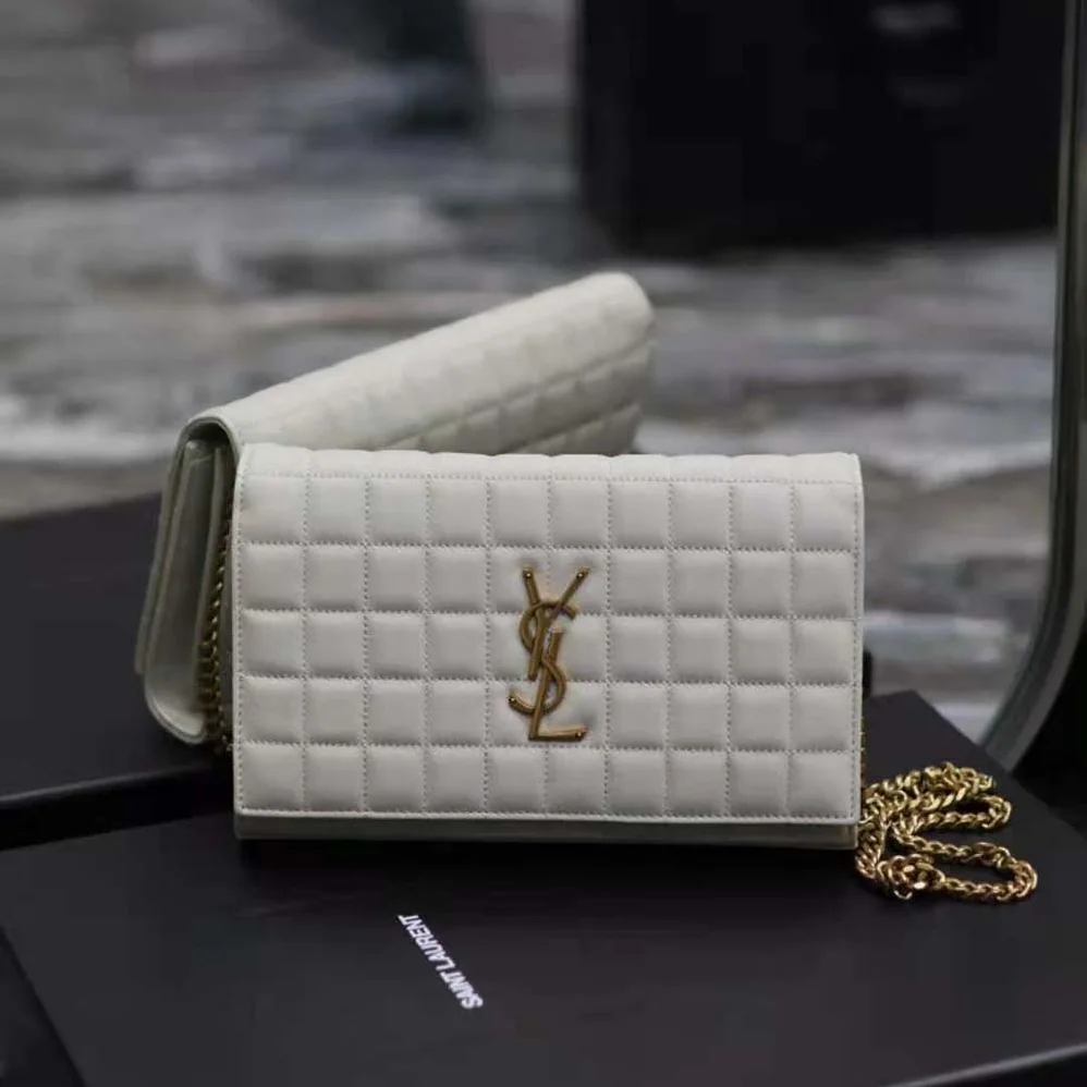 Saint Laurent YSL Le Maillon in Quilted Shiny Leather for Women in White Saint Laurent YSL Le Maillon in Quilted Shiny Leather for Women in White