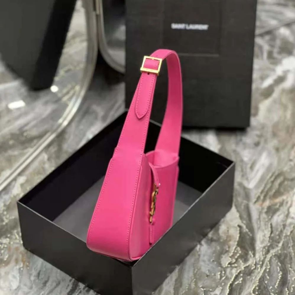 Saint Laurent YSL Le 5 A 7 Hobo Bag in Smooth Leather for Women in Rose Saint Laurent YSL Le 5 A 7 Hobo Bag in Smooth Leather for Women in Rose