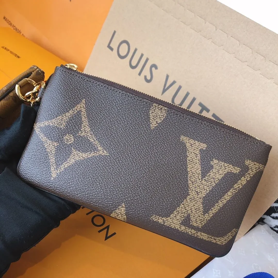 Louis Vuitton Trio Pouch Monogram Reverse /