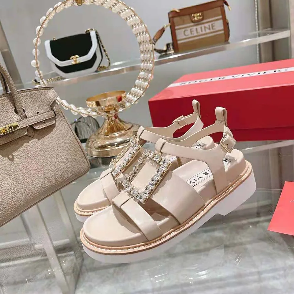 Roger Vivier Viv Rangers Strass Buckle Sandals in Nabuk for Women in Pink Roger Vivier Viv Rangers Strass Buckle Sandals in Nabuk for Women in Pink
