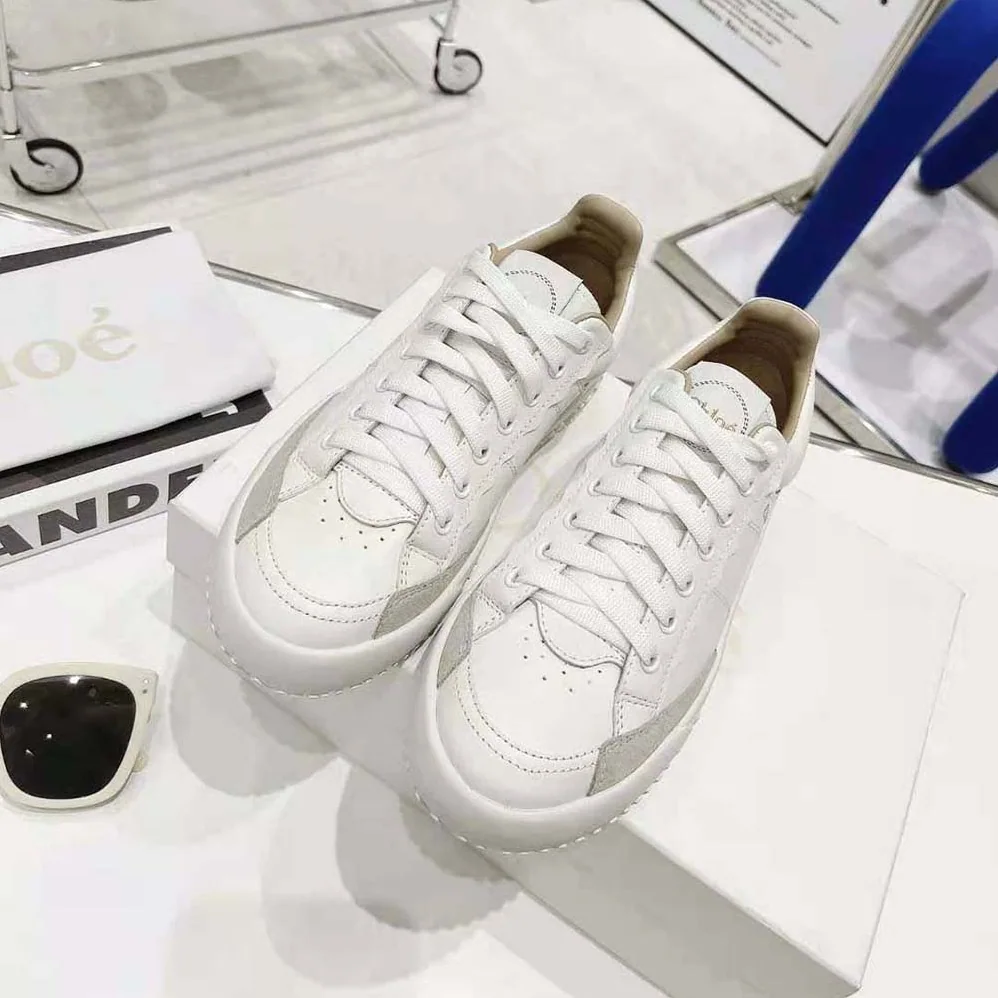 Chloe Franckie Low-Top Sneaker in Smooth Calfskin for Women in White Chloe Franckie Low-Top Sneaker in Smooth Calfskin for Women in White