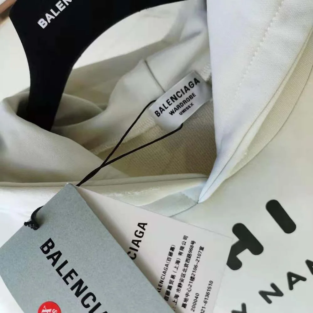 Balenciaga Hi My Name Is Boxy Hoodie in White and Black Medium Fleece for Women Balenciaga Hi My Name Is Boxy Hoodie in White and Black Medium Fleece for Women