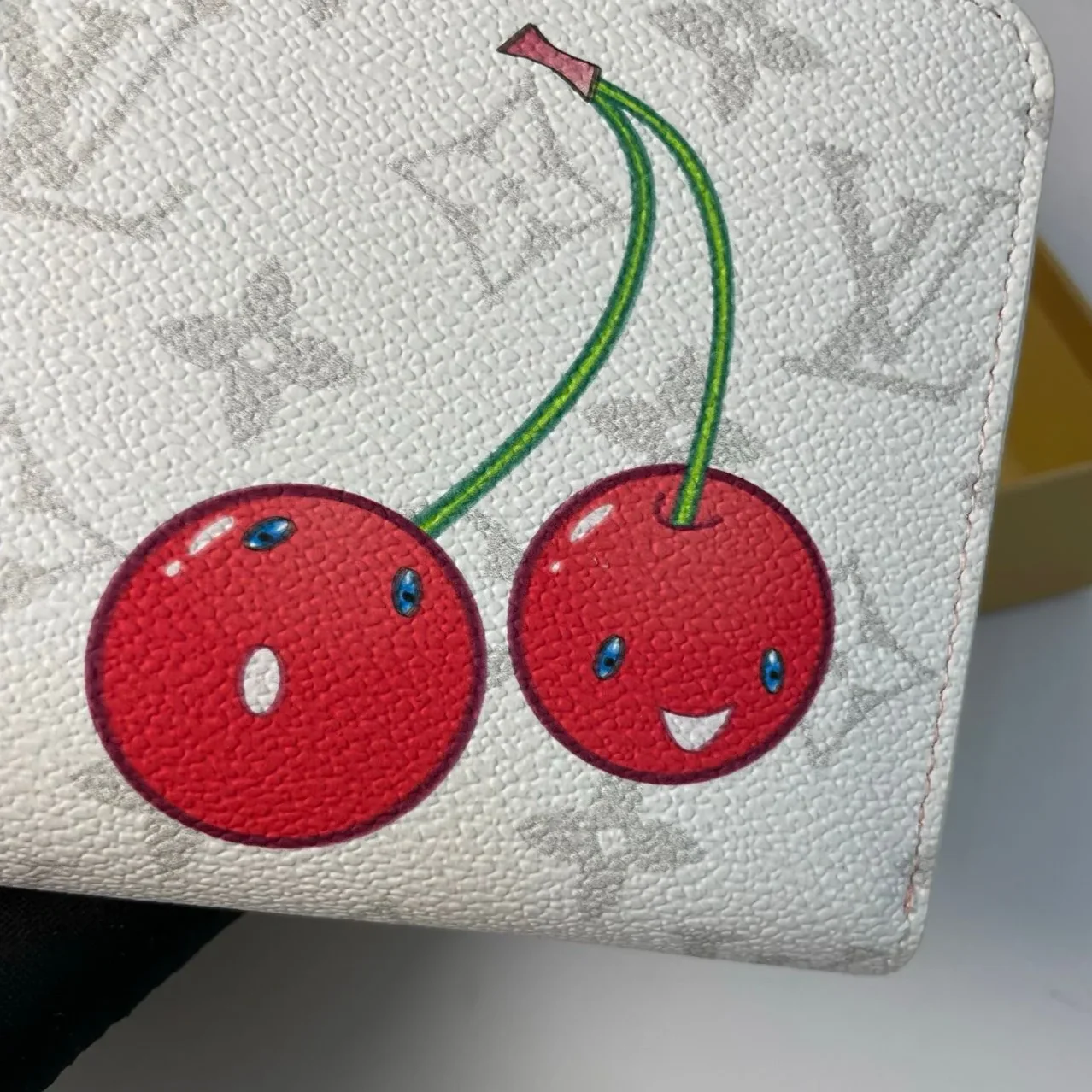 Louis Vuitton LV x TM Zippy Wallet White /