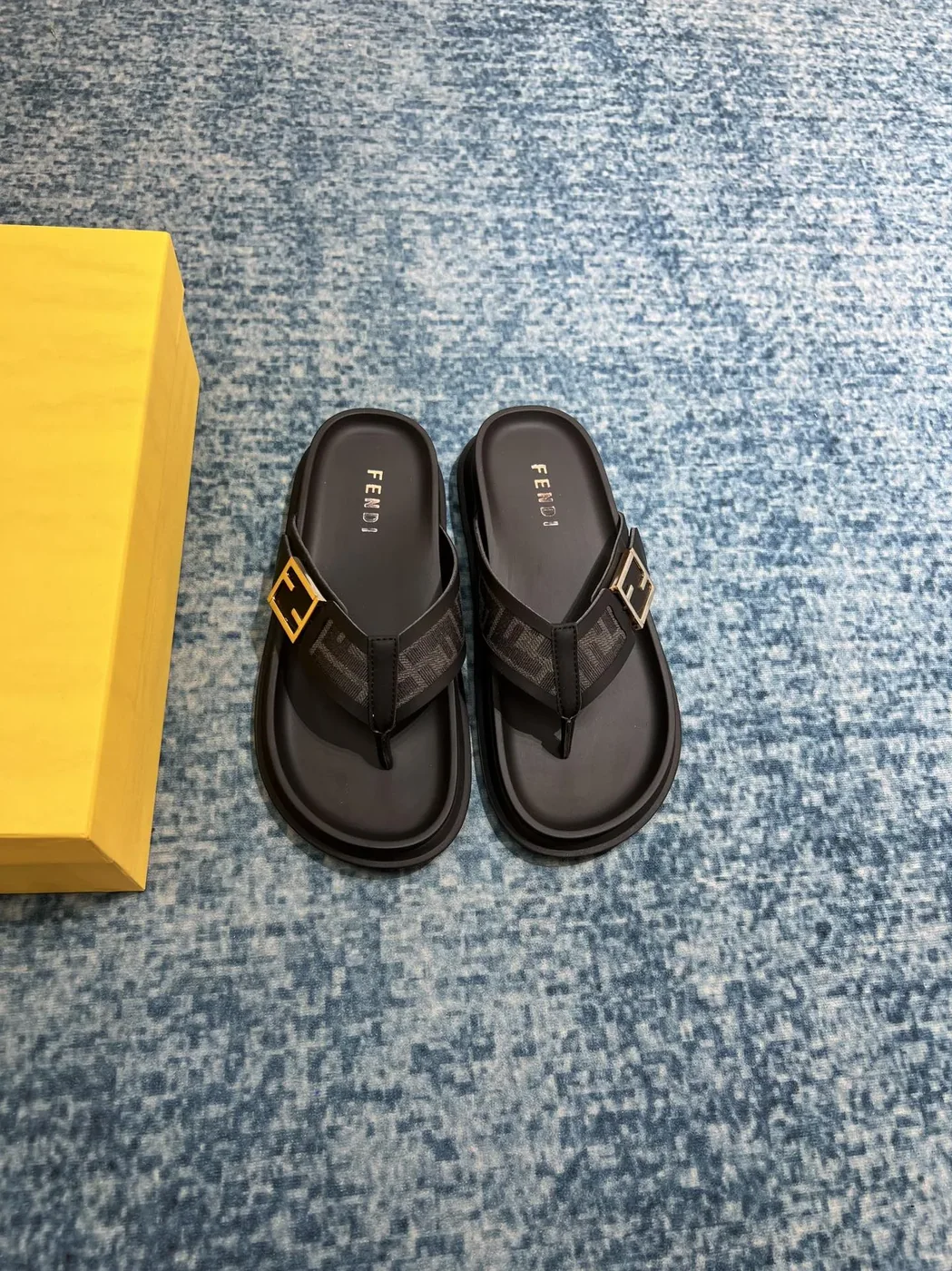 Fendi FF Slides Black Fendi FF Slides Black