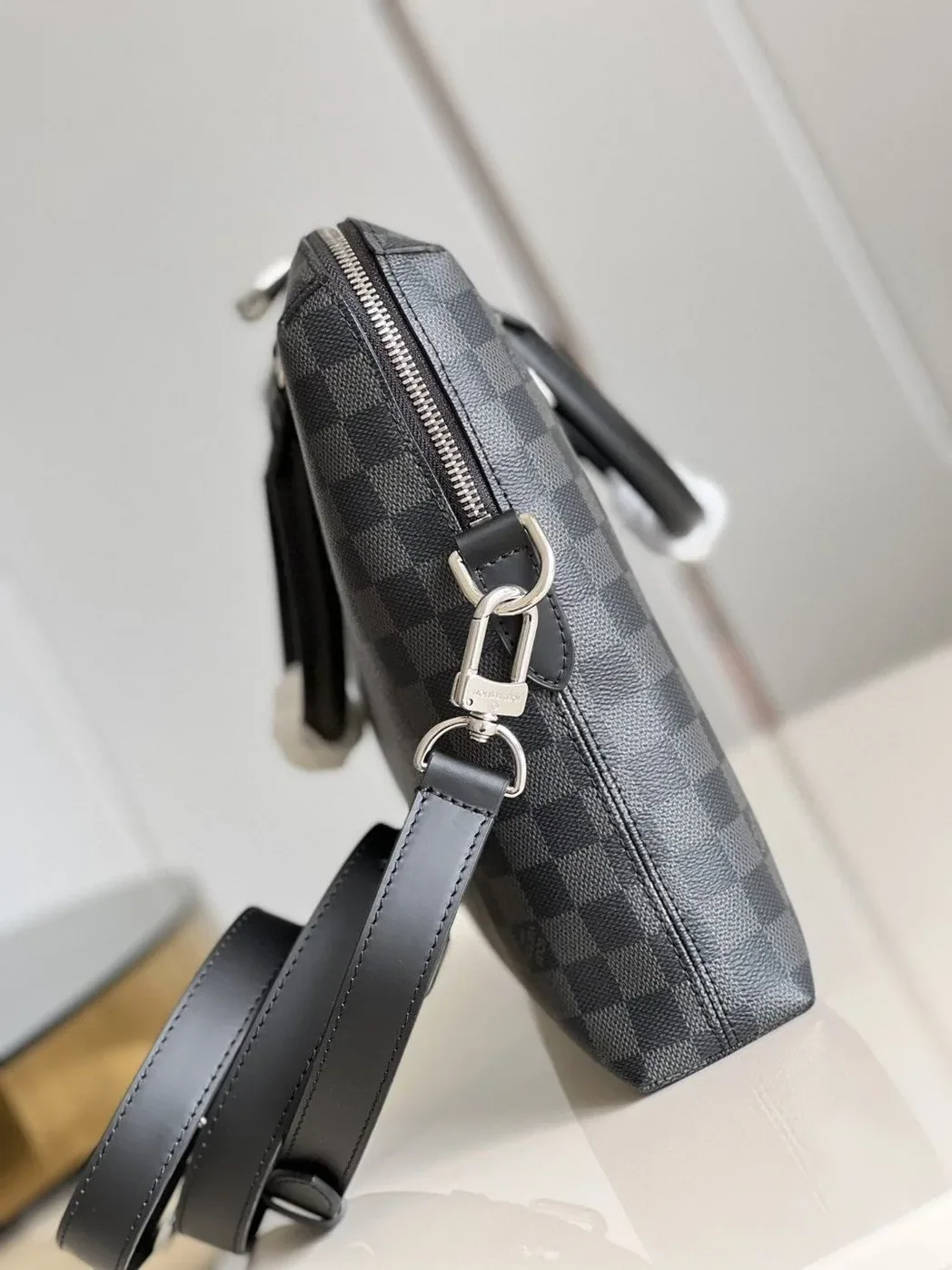 Louis Vuitton Porte Documents Jour Business Bag Damier Graphite