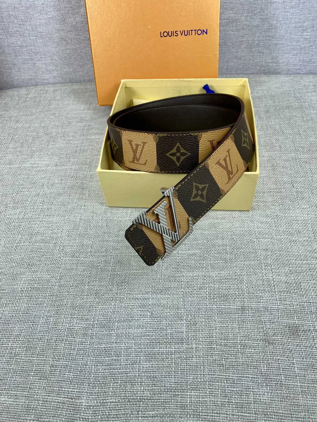 Louis Vuitton Iconic Reversible LV Belt Brown LV for Women Louis Vuitton Iconic Reversible LV Belt Brown LV for Women