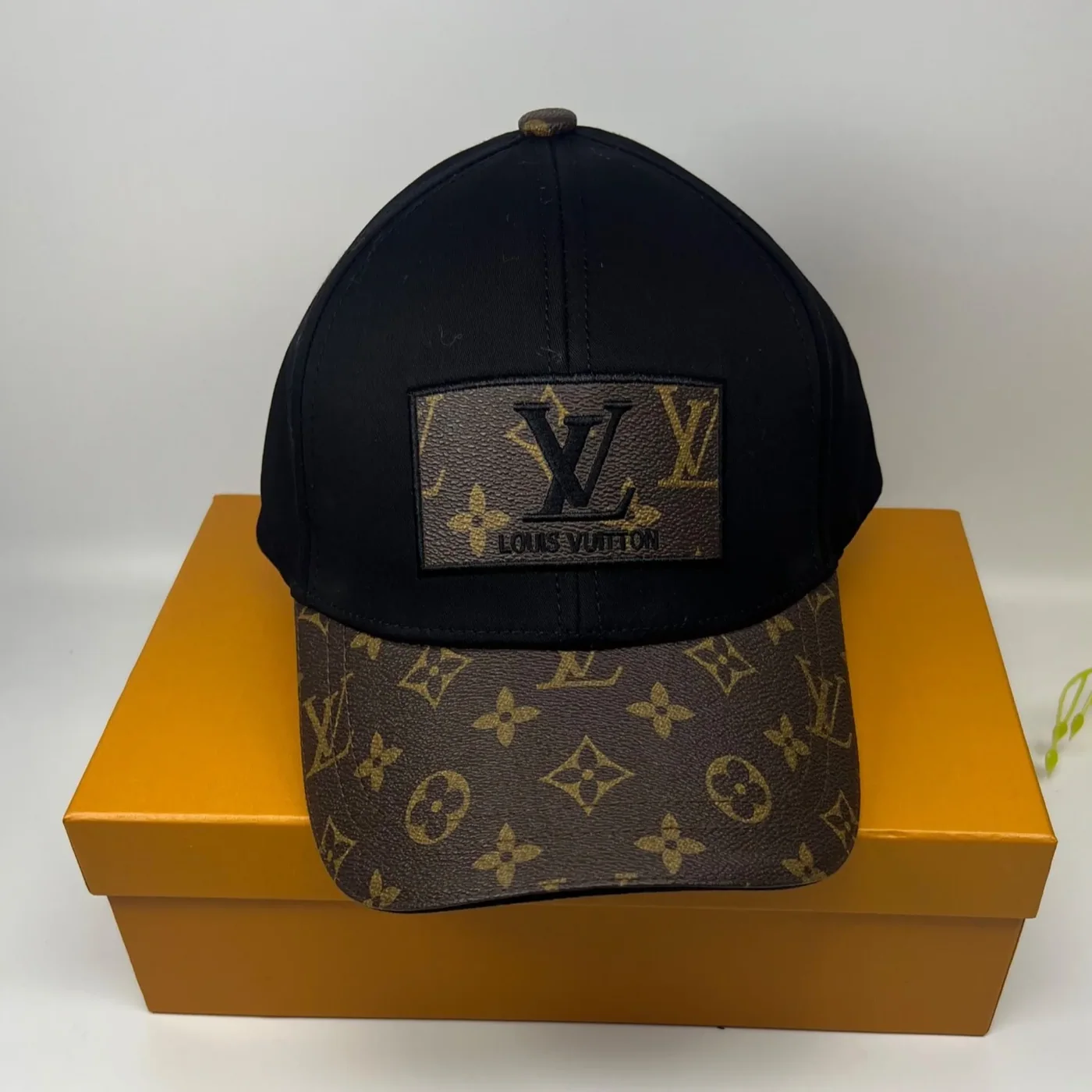Louis Vuitton Embroidered Logo Baseball Cap Black LV Louis Vuitton Embroidered Logo Baseball Cap Black LV