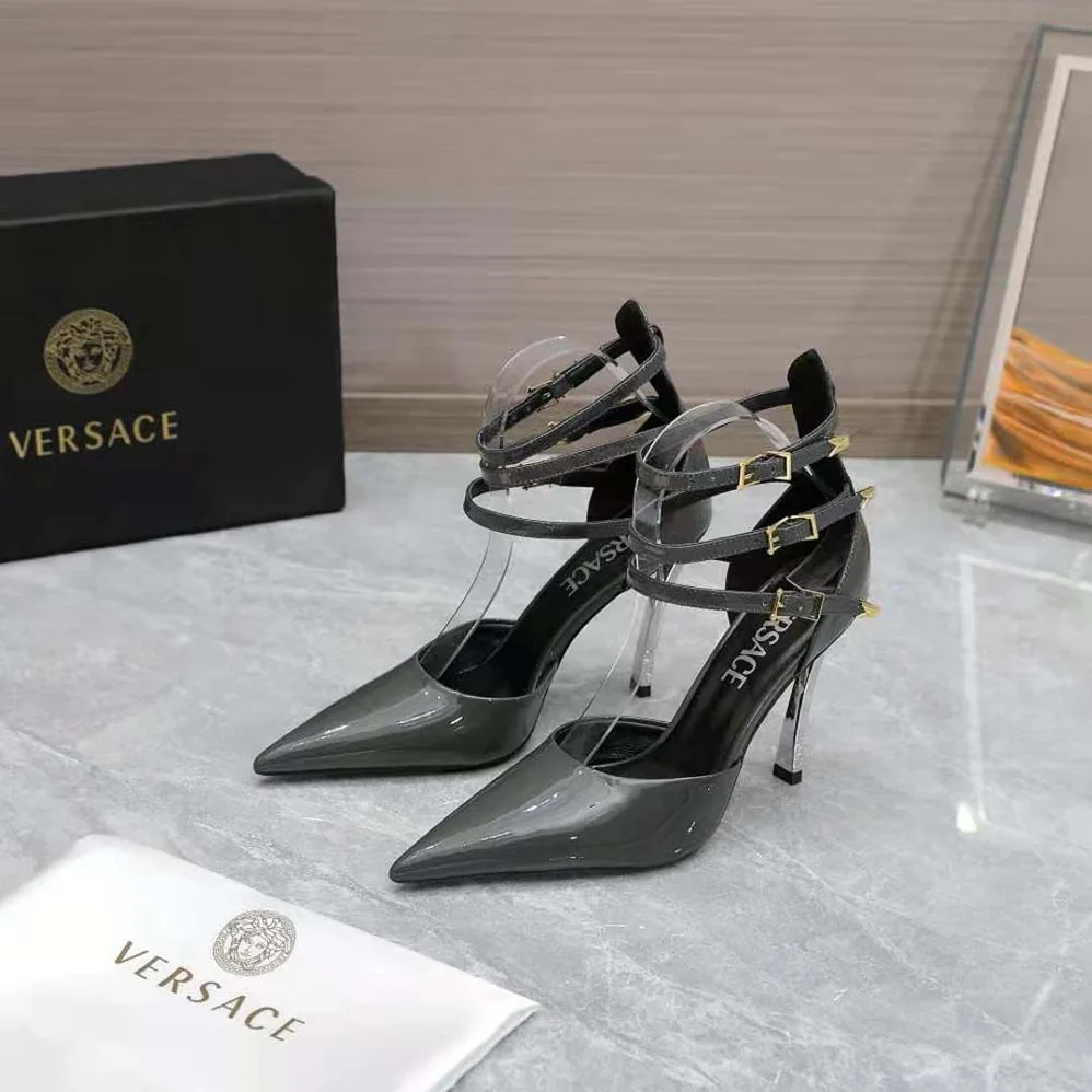Versace Pin-Point Pumps in Calf Leather for Women in Gray Versace Pin-Point Pumps in Calf Leather for Women in Gray