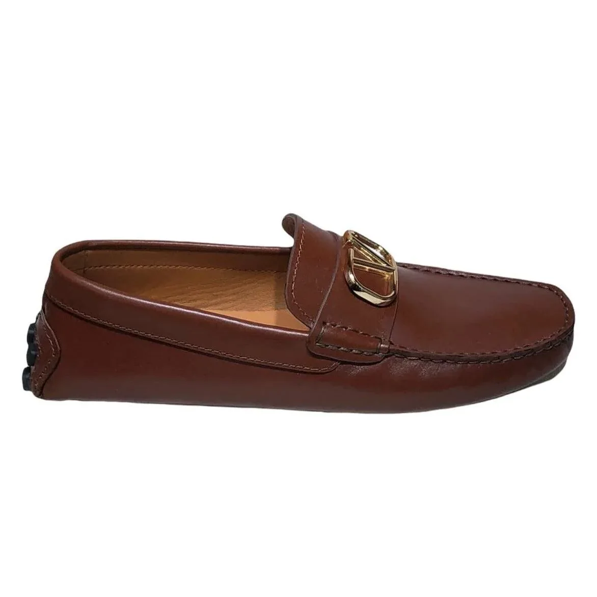 V Buckle Leather Shoe