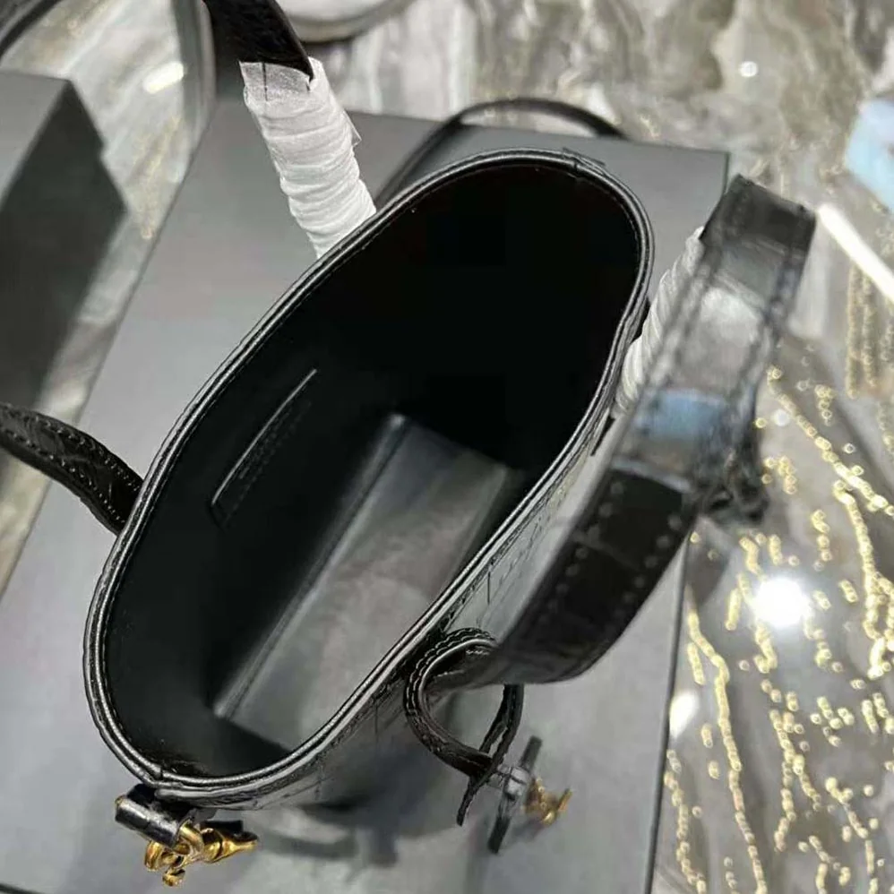 Saint Laurent YSL Saint Laurent Paris Mini Toy Shopping in Crocodile for Women in Embossed Leather Saint Laurent YSL Saint Laurent Paris Mini Toy Shopping in Crocodile for Women in Embossed Leather