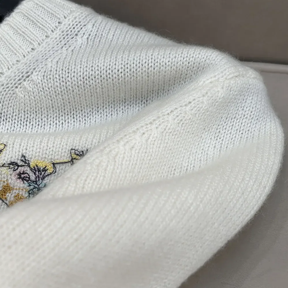 Dior Embroidered Sweater White Cashmere Knit with Multicolor Dior Astral Flowers Motif for Women