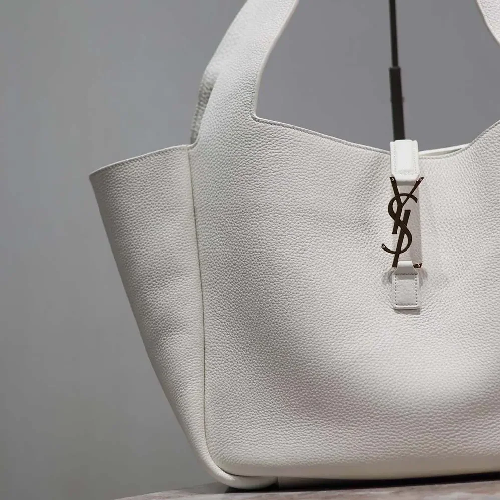 Saint Laurent YSL Le 5 à 7 Bea in Grained Leather for Women in White Saint Laurent YSL Le 5 à 7 Bea in Grained Leather for Women in White