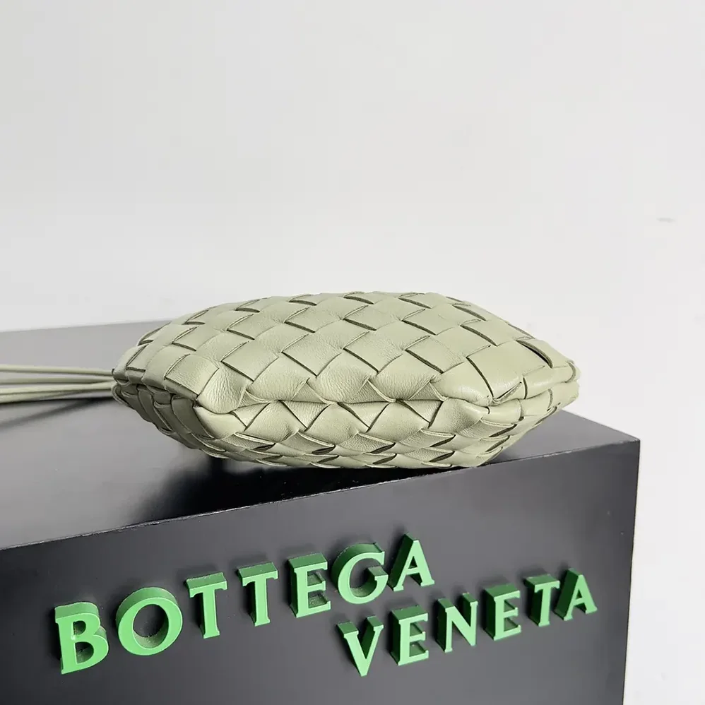 Bottega Veneta Baby Sardine for Women in Green Bottega Veneta Baby Sardine for Women in Green