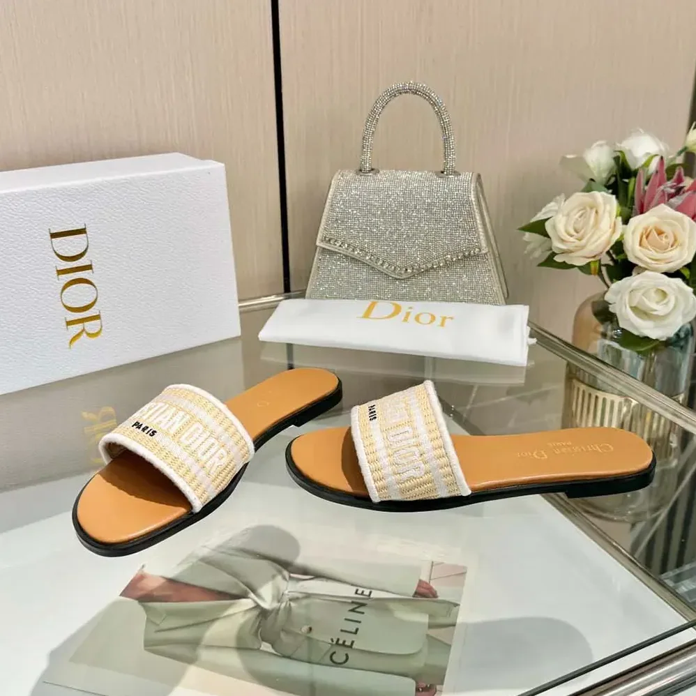 Dior Dioriviera Dway Slide Natural Raffia and White Embroidered Cotton for Women Dior Dioriviera Dway Slide Natural Raffia and White Embroidered Cotton for Women