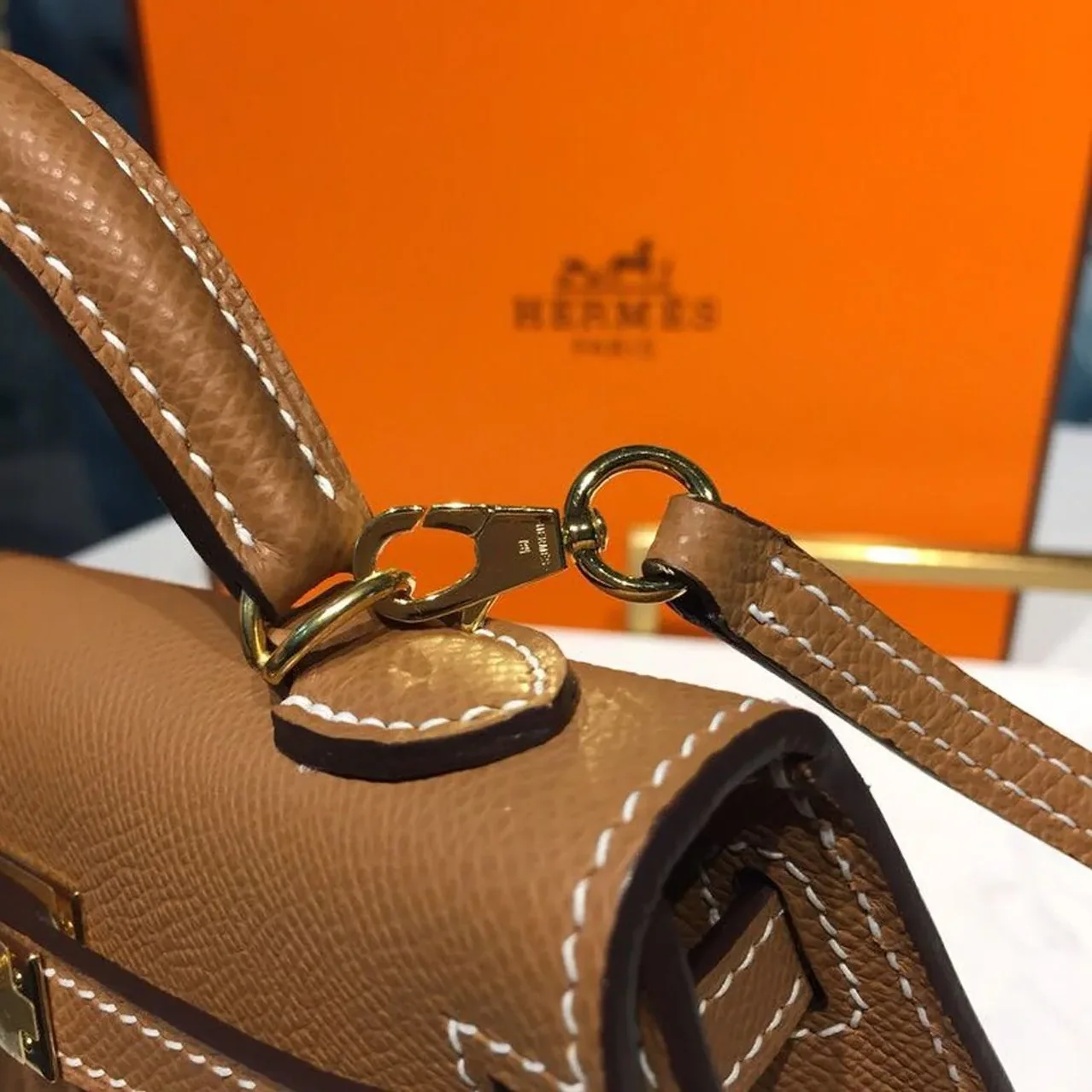 Hermes Mini Kelly Gold Gold Toned Hardware / Hermes Mini Kelly Gold Gold Toned Hardware /