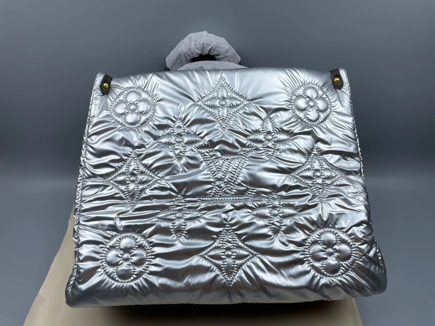 Louis Vuitton Pillow Onthego GM Tote Bag in Silver