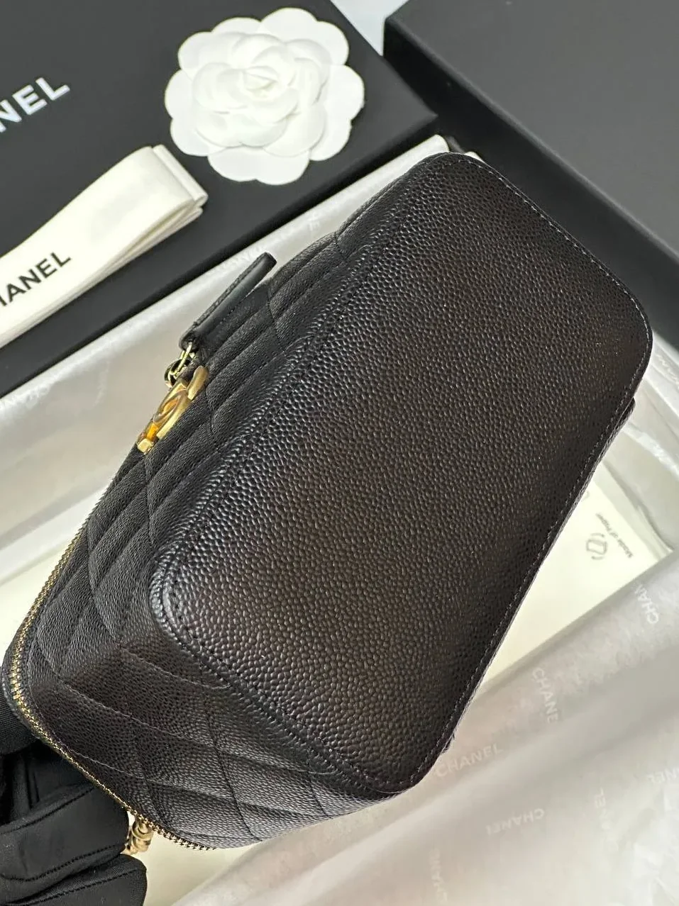 Chanel Small Vanity Case Black / Chanel Small Vanity Case Black /