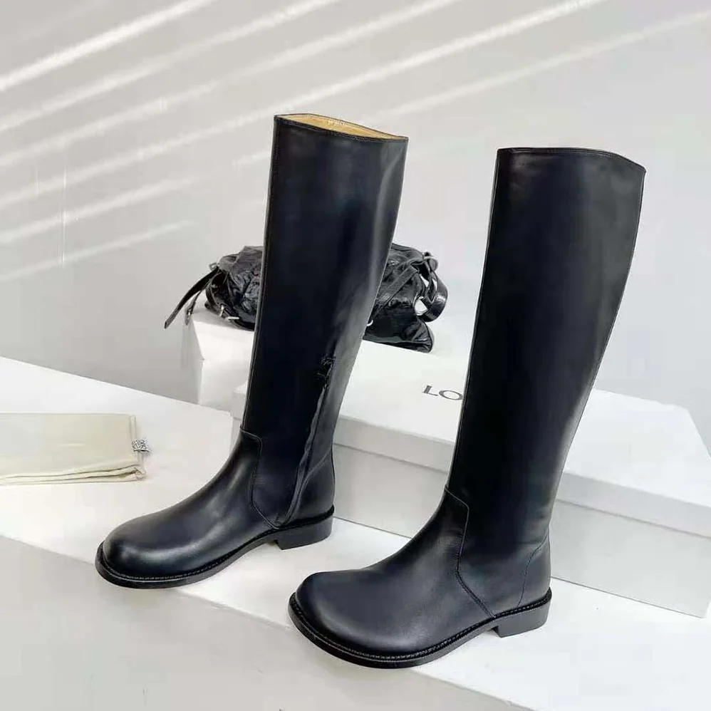Loewe Campo Boot in Calfskin for Women in Black Loewe Campo Boot in Calfskin for Women in Black