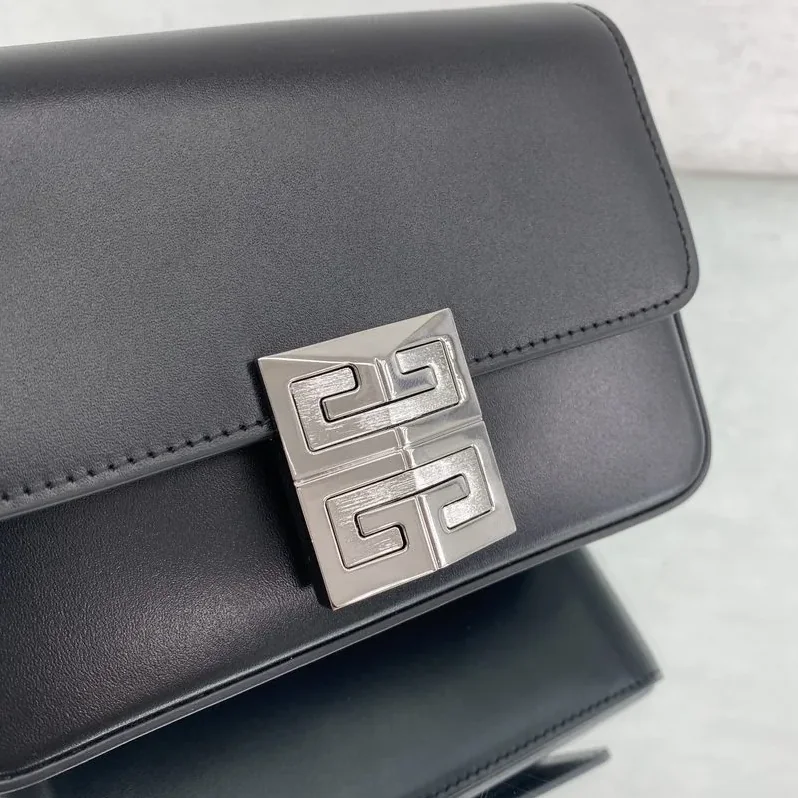 Givenchy Small 4G Bag Black Givenchy Small 4G Bag Black
