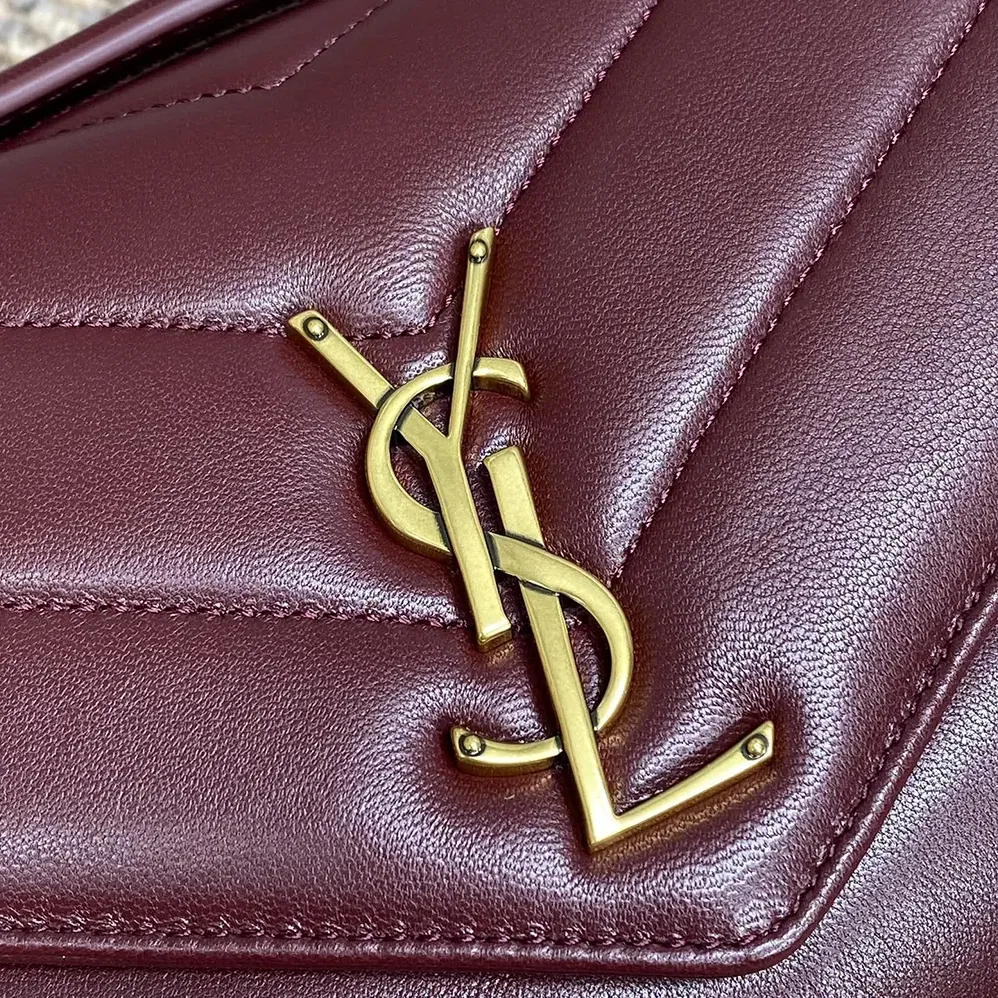 Saint Laurent YSL Loulou Small in Matelasse Lambskin for Women in Bordeaux