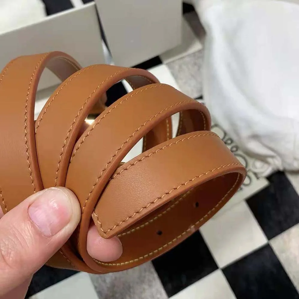 Loewe Amazona Padlock Belt in Smooth Calfskin for Women in Brown Loewe Amazona Padlock Belt in Smooth Calfskin for Women in Brown