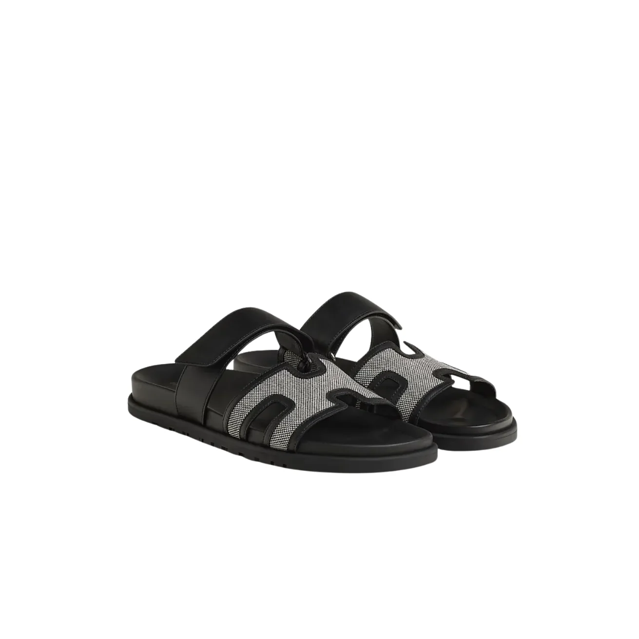 Hermes Chypre Sandals Prunoir in Noir